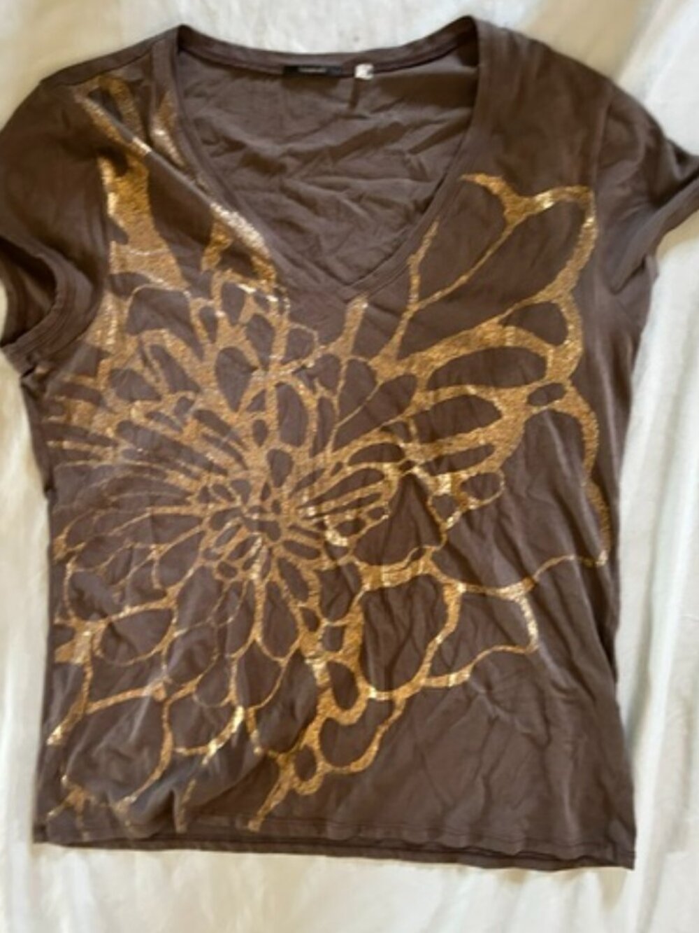 🍋‍🟩 size extra large womens brown floral graphic tee t